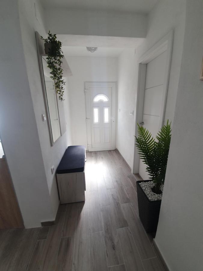 Ferienwohnung Amama Brodarica  Exterior foto